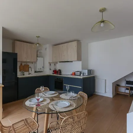 Cozy 60 M On The Outskirts Of Paris Daire